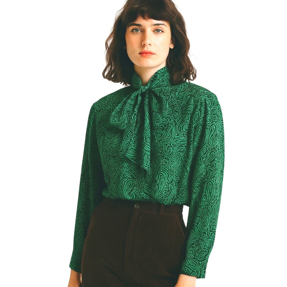 GUY LAROCHE Boutique‎ Paris 70's Paisley bow neckline button down silk Top green